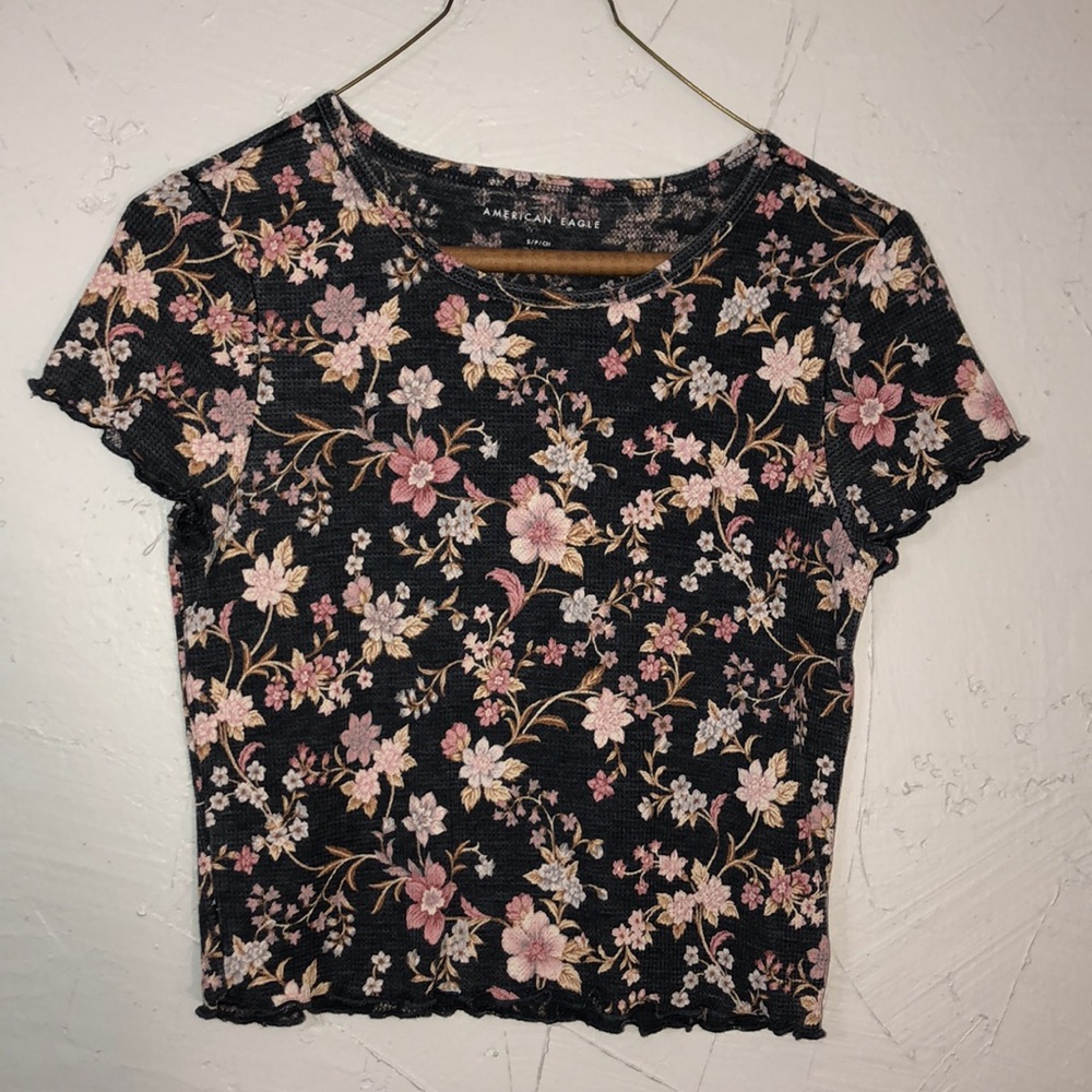 Floral pattern crop top